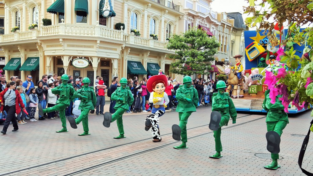 disneyland paryż parada 3