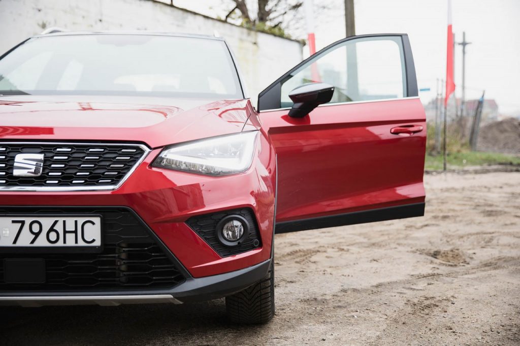 Seat Arona Premiera4