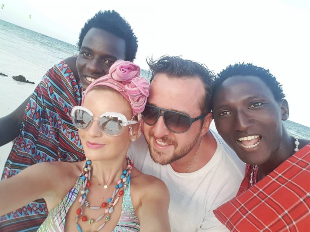 30706658_2031854260177083_8851552878339293184_n