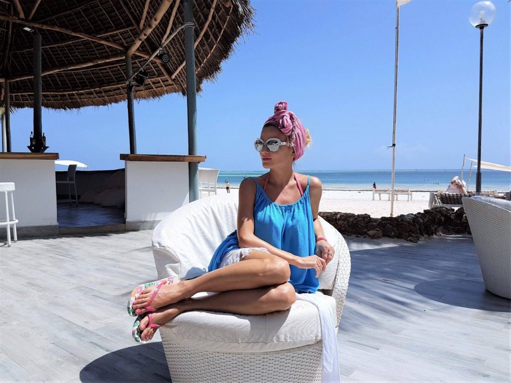 31064306_2031854406843735_4800858394145587200_n